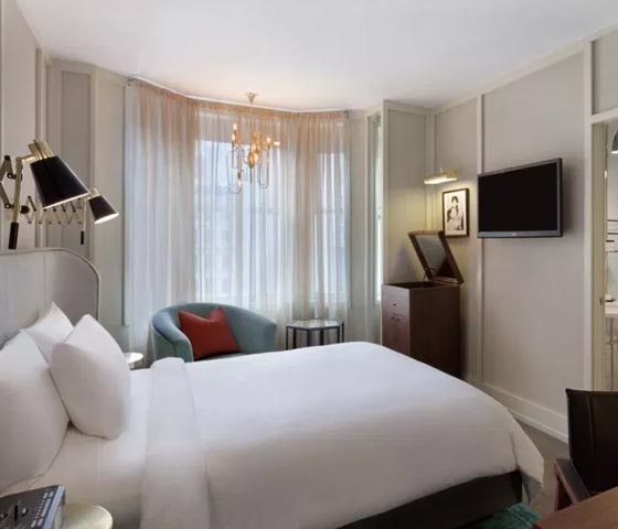 Room Keys: Get ready for summertime in the city at New Yorks Evelyn Hotel